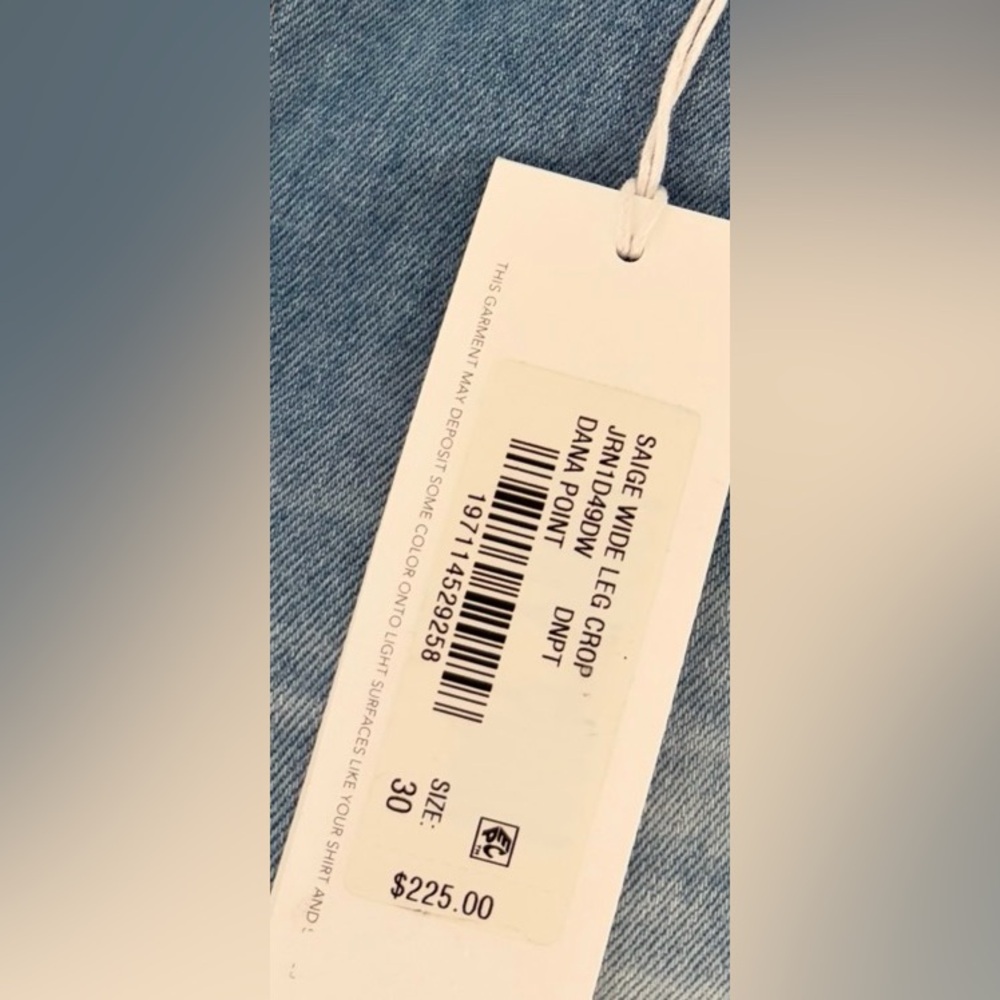NWT/ AG Saige Mid-Rise Dana Point (Light Blue)Wide-Leg Cropped Jeans - Picture 6 of 14